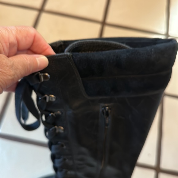 Nike air knee high leather laced up boots EUC - Picture 10 of 10